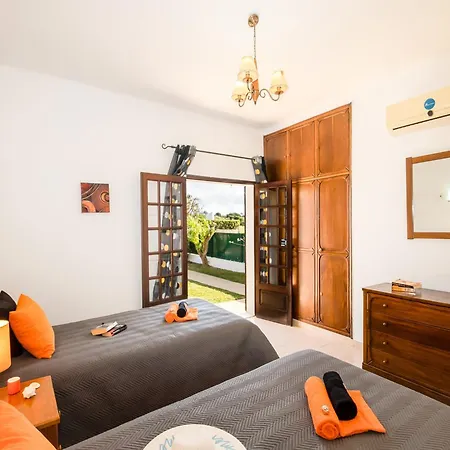 Villa Ushuaia With 3 Bedrooms * Albufeira