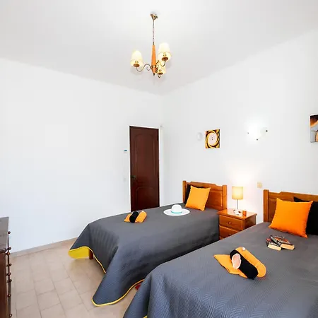Villa Ushuaia With 3 Bedrooms *