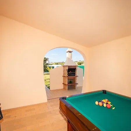 Villa Ushuaia With 3 Bedrooms Villa *
